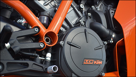 2012 KTM RC8 R engine