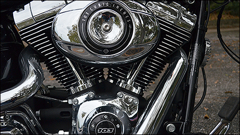 2013 Harley-Davidson Breakout engine