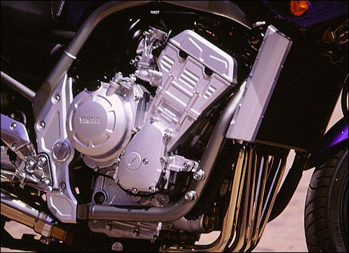 Yamaha FZ1 2002