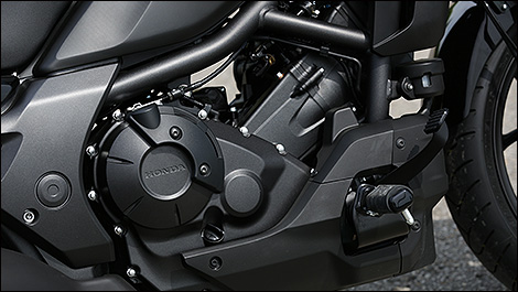 Honda CTX700N 2014 moteur