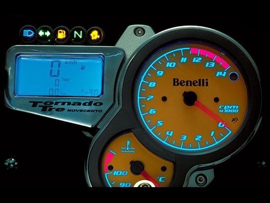 Benelli Tornado TRE Novecento 2003