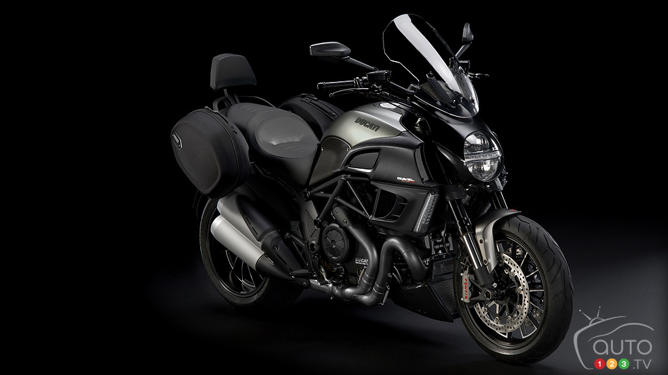 Ducati Diavel Strada 2013