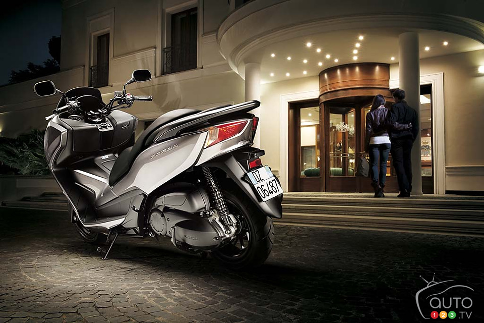 Honda Forza 300 2014