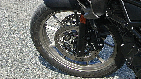 BMW F700GS 2014 roue avant