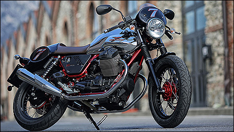 Moto Guzzi V7 2015