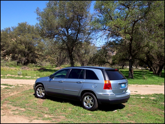 2004 Chrysler Pacifica (Photo: Trevor Hofmann, Canadian Auto Press)